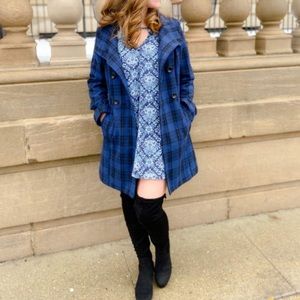 Old Navy blue plaid long pea coat, small